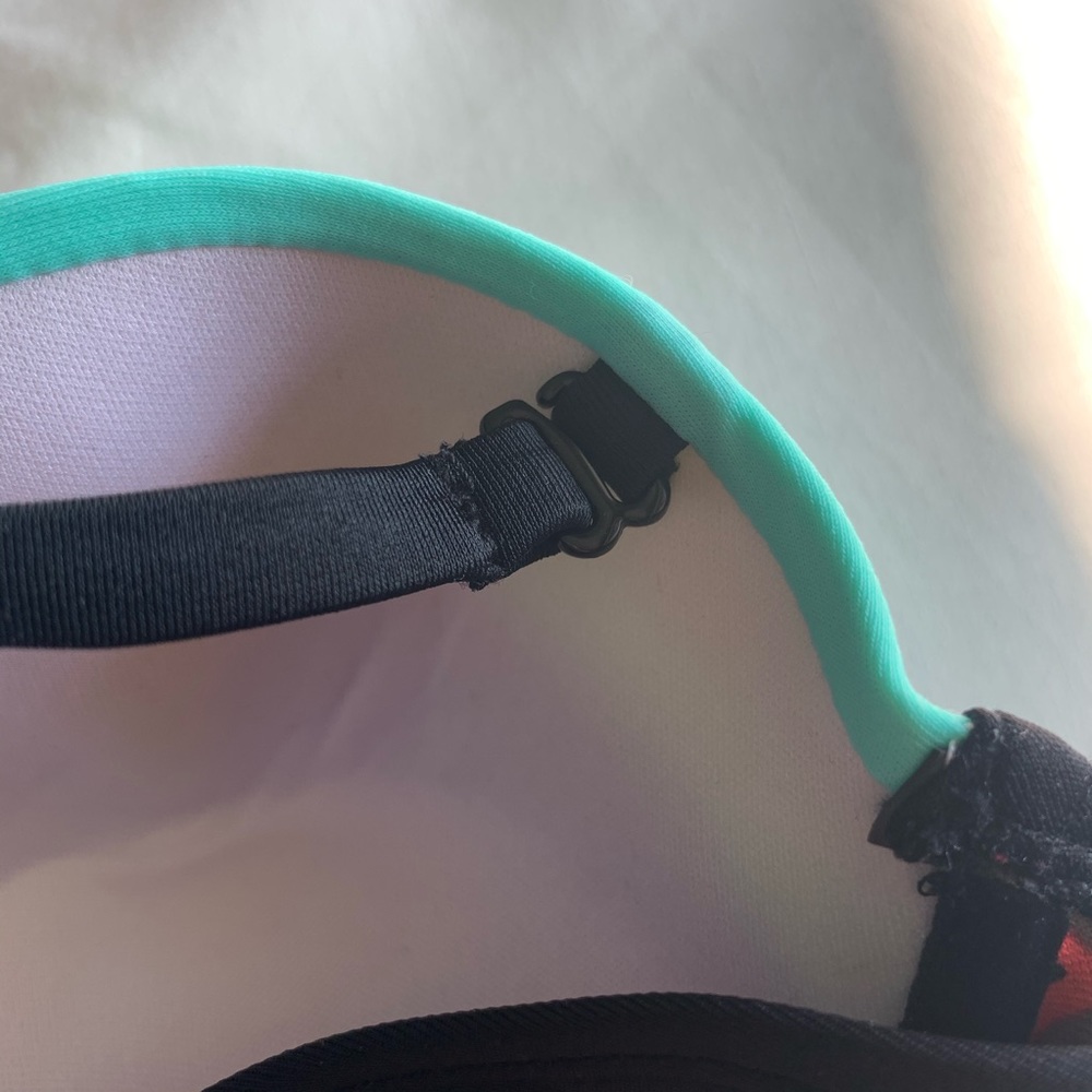 Color Block Bikini Set - Picture 7 of 7